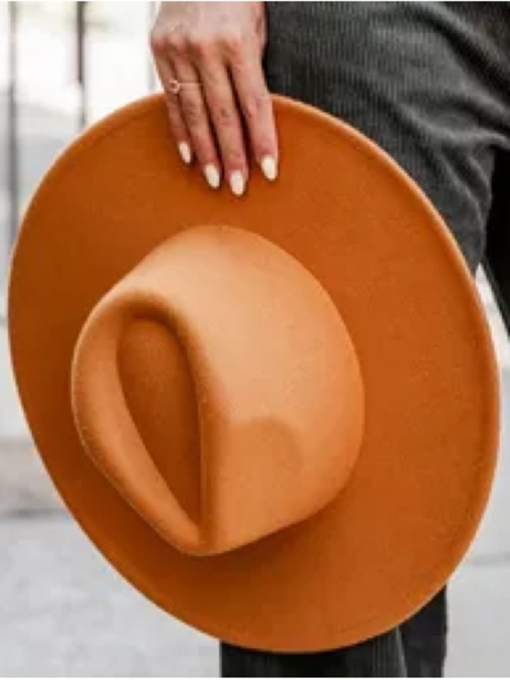 Pink Lily wide brim hat - camel